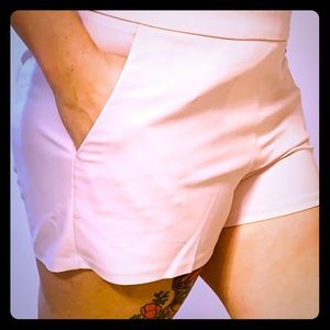 NWOT. Express waist high dress shorts